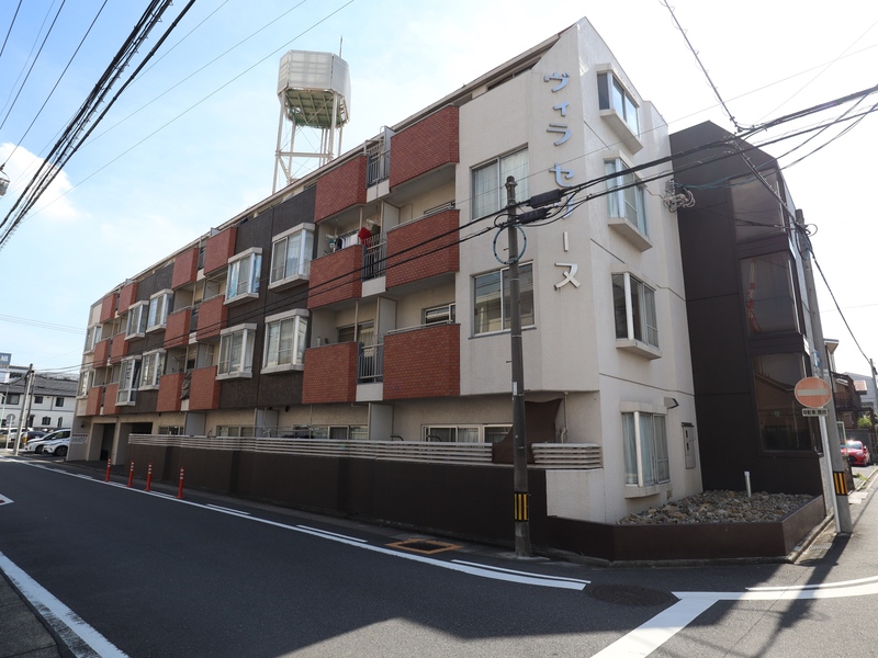 ヴィラセリーヌ