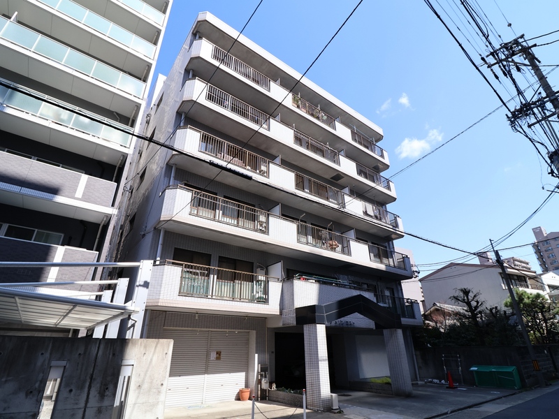 ラ・メゾンエスト