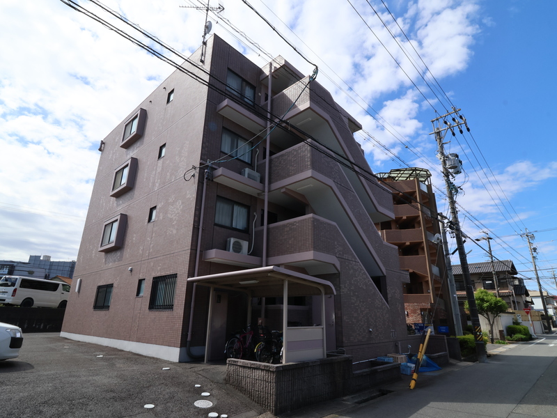 メゾン西山
