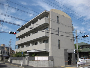 グランシャリオ長谷